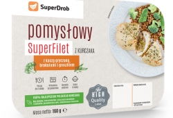 Pomysłowy SuperFilet z kurczaka z brokułami, kaszą gryczaną i groszkiem