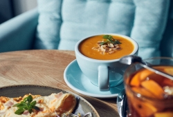 Tak samo jak pyszne zupy lub kanapki przygotowywane na miejscu